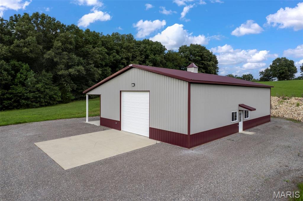 26047313 Property Photo 37