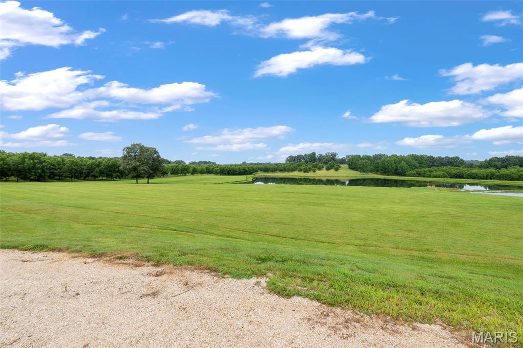 26047313 Property Photo 48