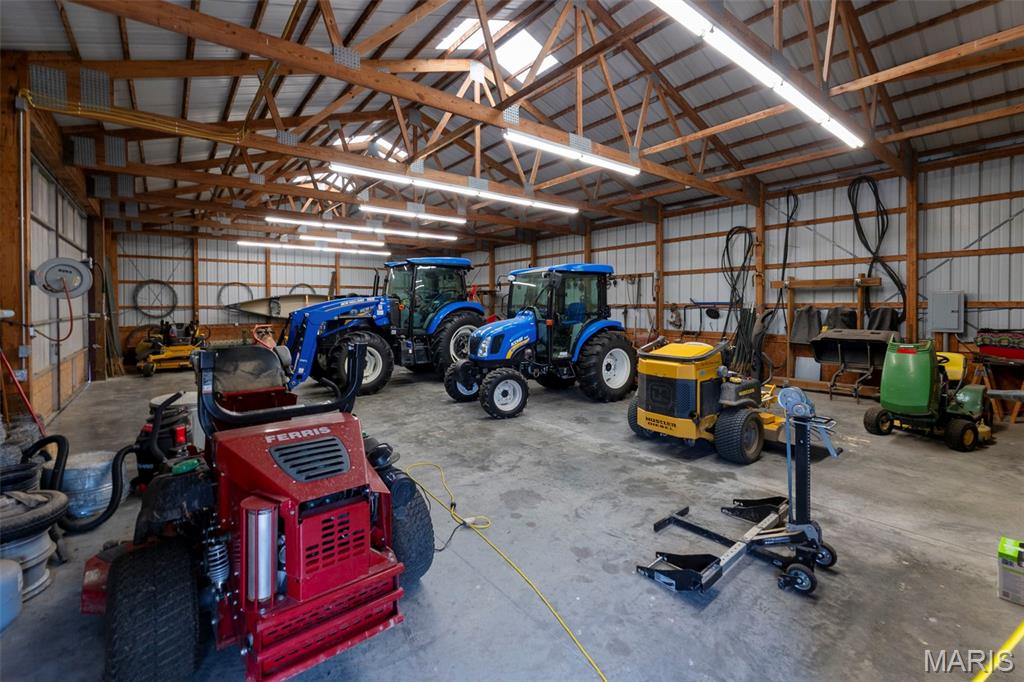26047313 Property Photo 49
