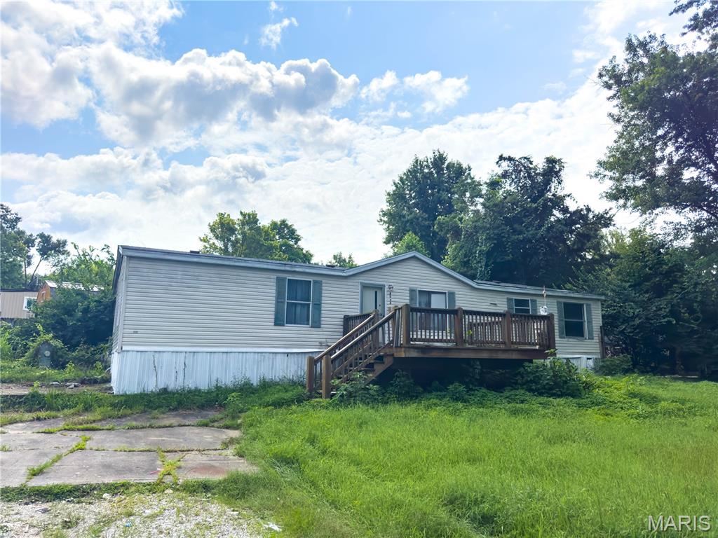5592 Briarwood Drive Property Photo 1