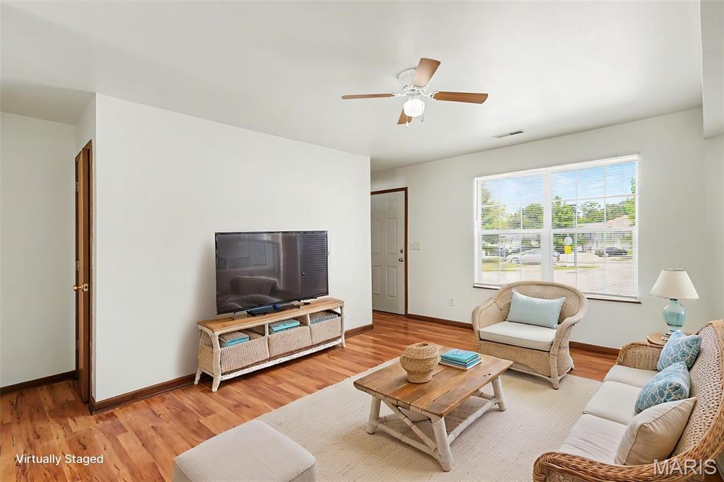 1055 Arlington Way Property Photo 1