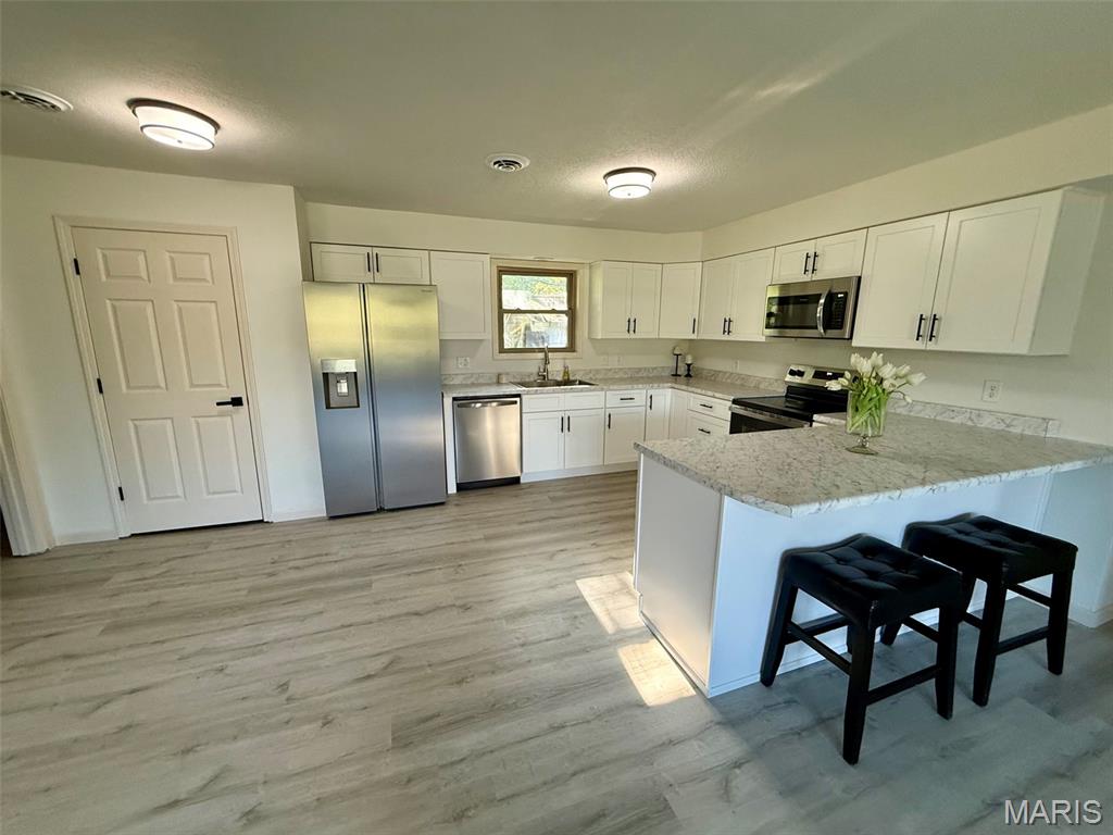 20 Edith Drive Property Photo 3