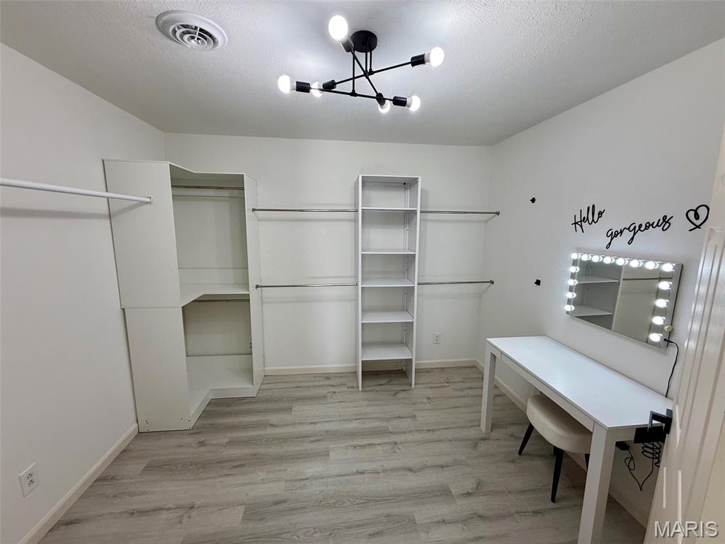 20 Edith Drive Property Photo 10