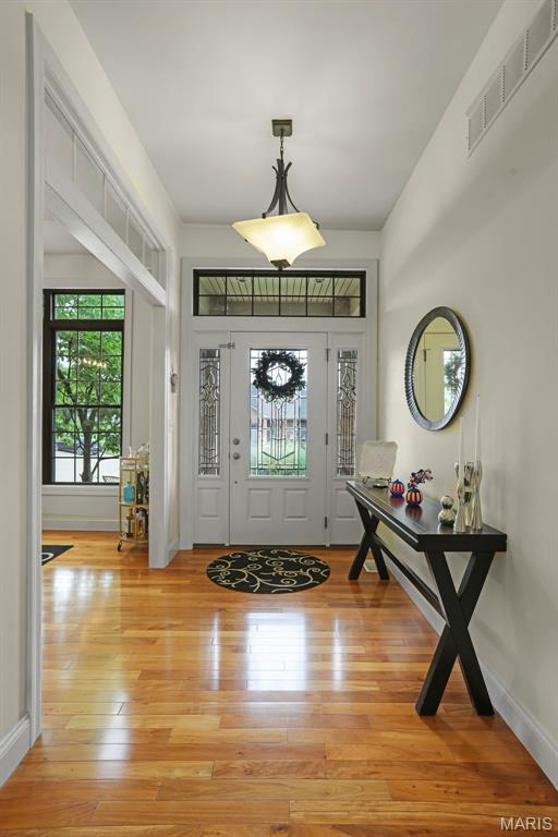 2334 Silver Crest Court Property Photo 4