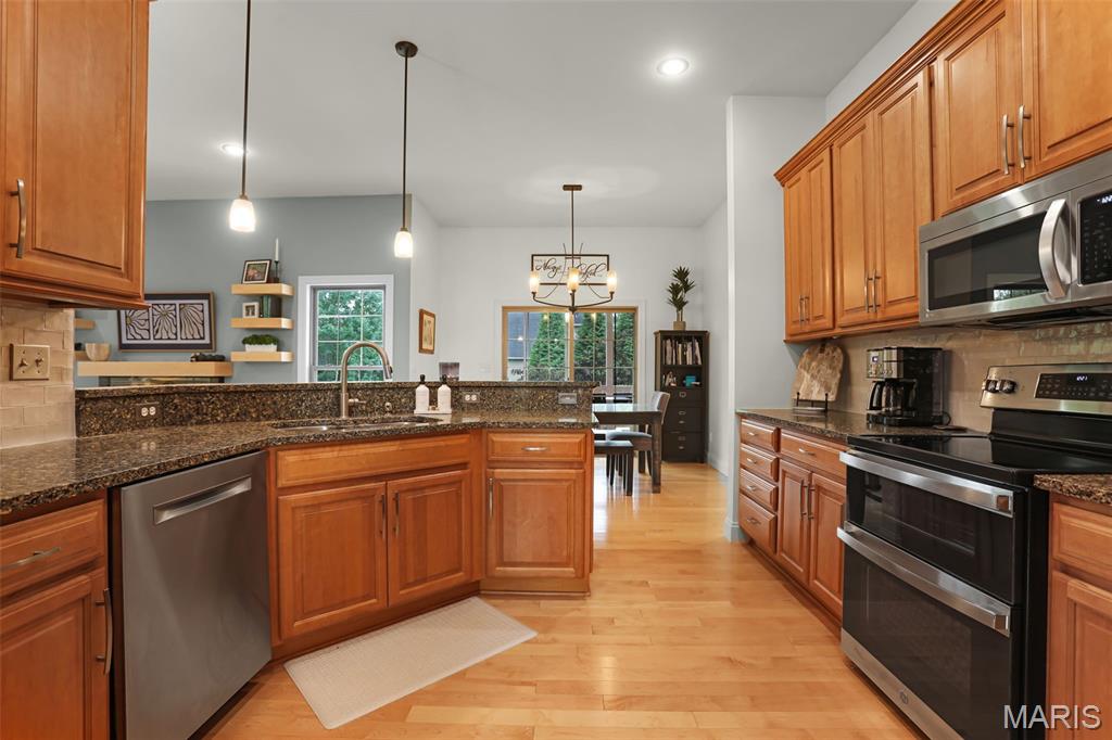 2334 Silver Crest Court Property Photo 14
