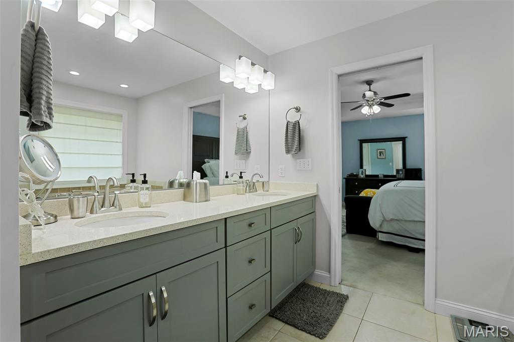 2334 Silver Crest Court Property Photo 20