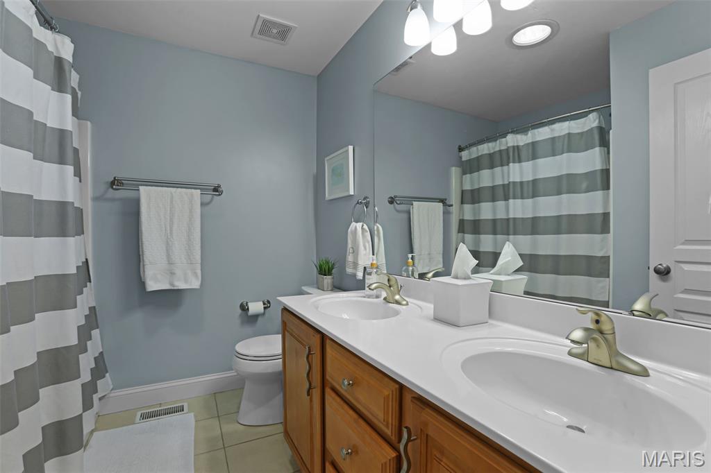 2334 Silver Crest Court Property Photo 25