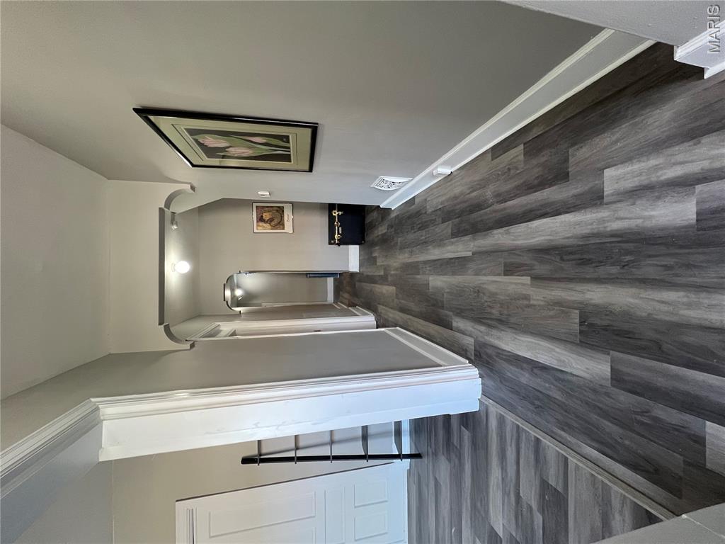 2048 Russell Boulevard Property Photo 5
