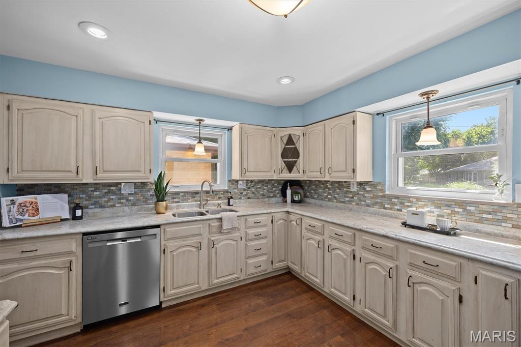 9 Lou Juan Drive Property Photo 12