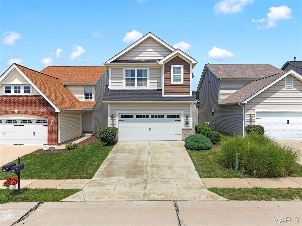 1703 Coupru Court Property Photo 1