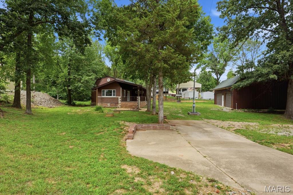 6051 Valley Drive Property Photo 1