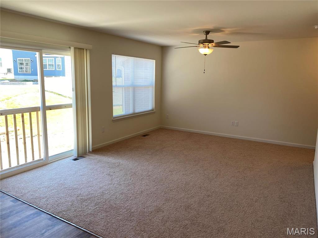 612 Summer Breeze Lane Property Photo 10