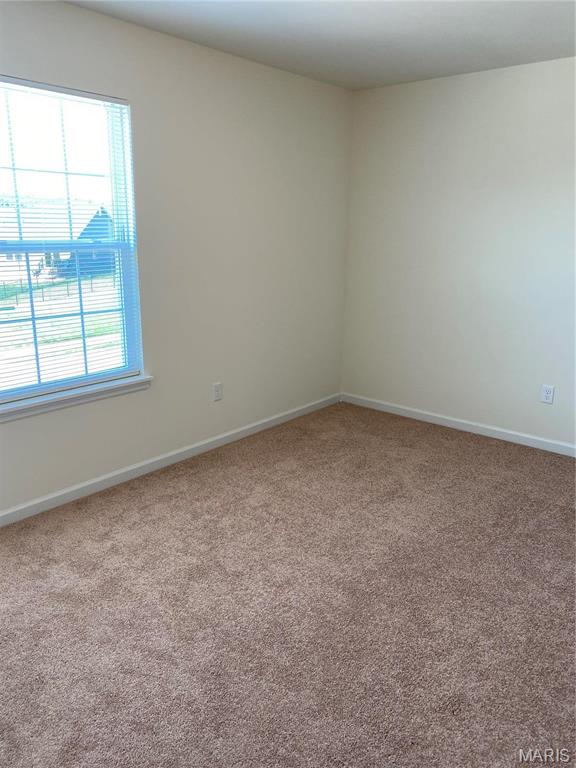 612 Summer Breeze Lane Property Photo 14