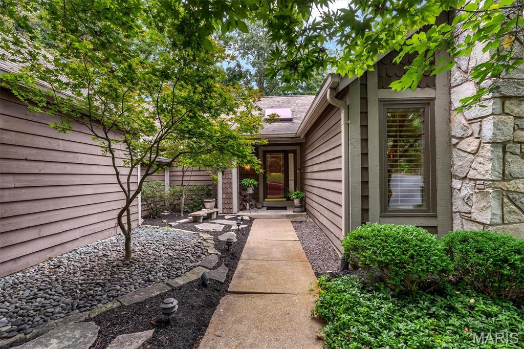 436 Shadowridge Court Property Photo 1