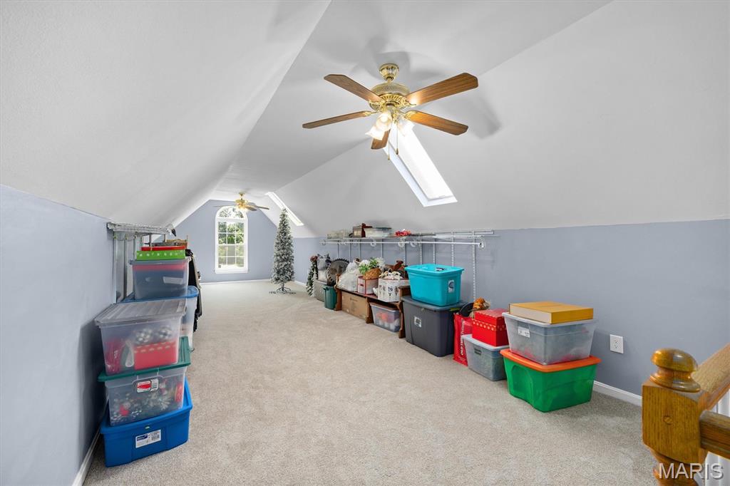 609 E Waters Edge Drive Property Photo 31