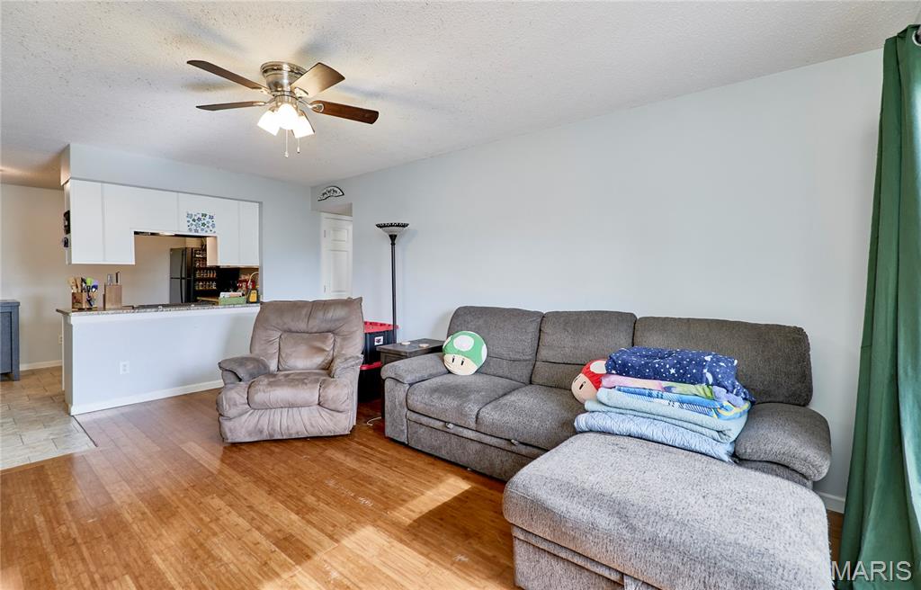 1626 Summergate Parkway E Property Photo 7