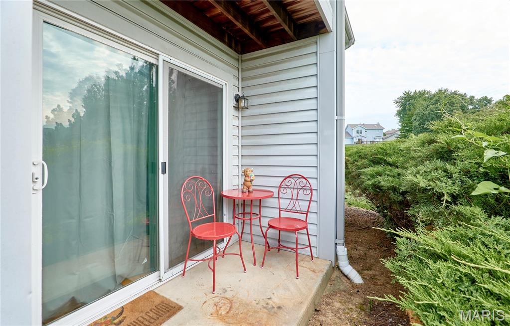 1626 Summergate Parkway E Property Photo 25