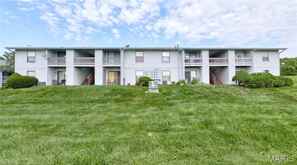 1626 Summergate Parkway E Property Photo 27