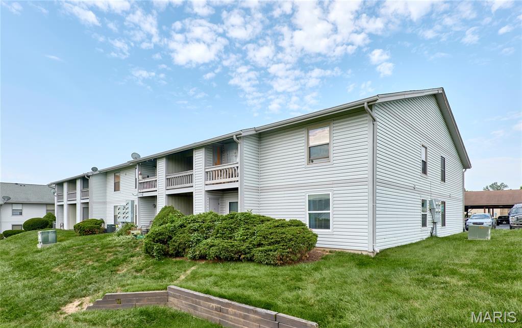 1626 Summergate Parkway E Property Photo 29