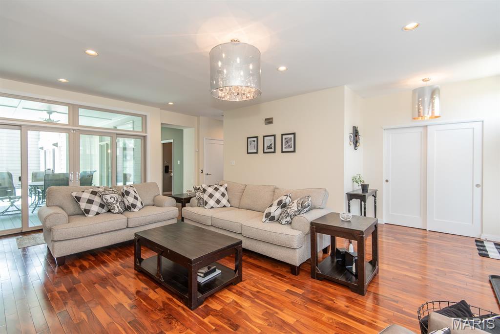 4312 Washington Boulevard Property Photo 10