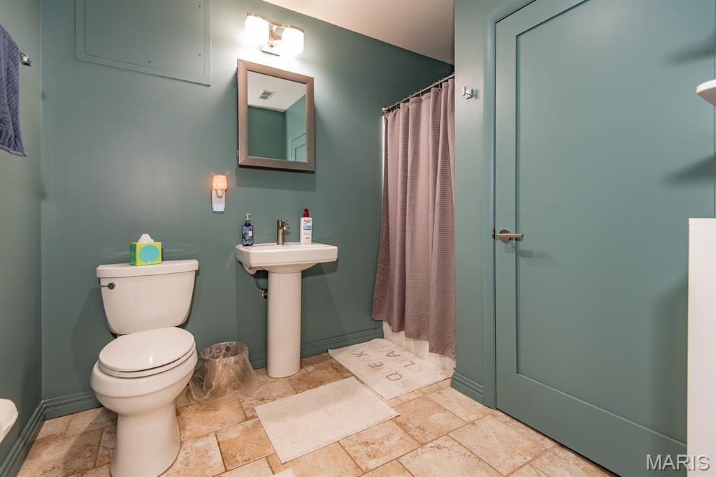4312 Washington Boulevard Property Photo 69