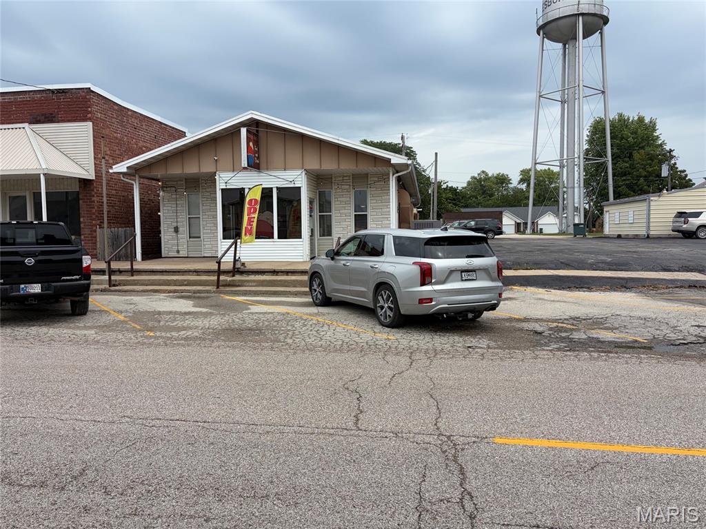 105 E Booneslick Road