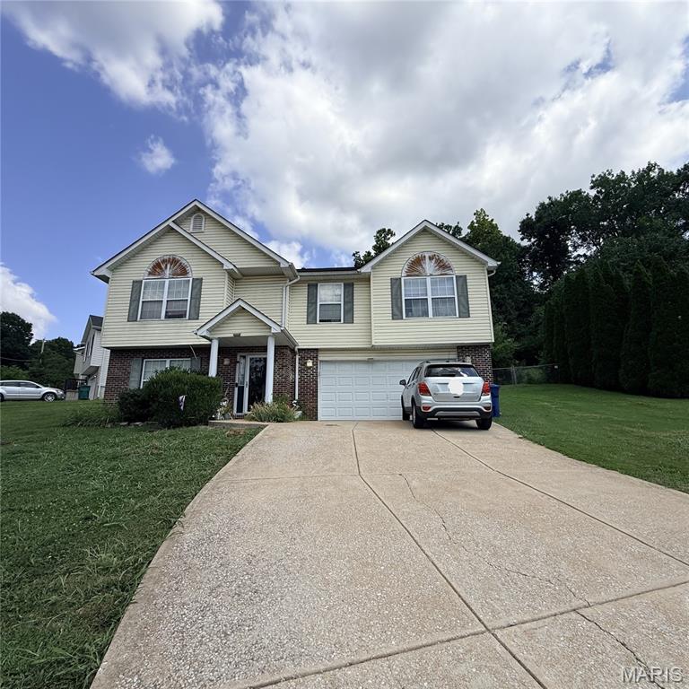 1703 Hilltop Lane Property Photo 1