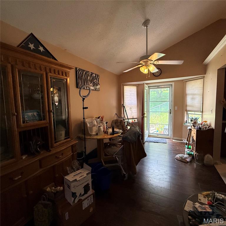 1703 Hilltop Lane Property Photo 14
