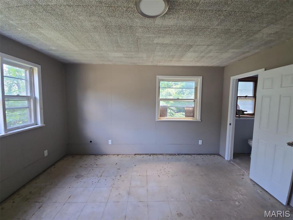 2721 Old Hanley Road Property Photo 3