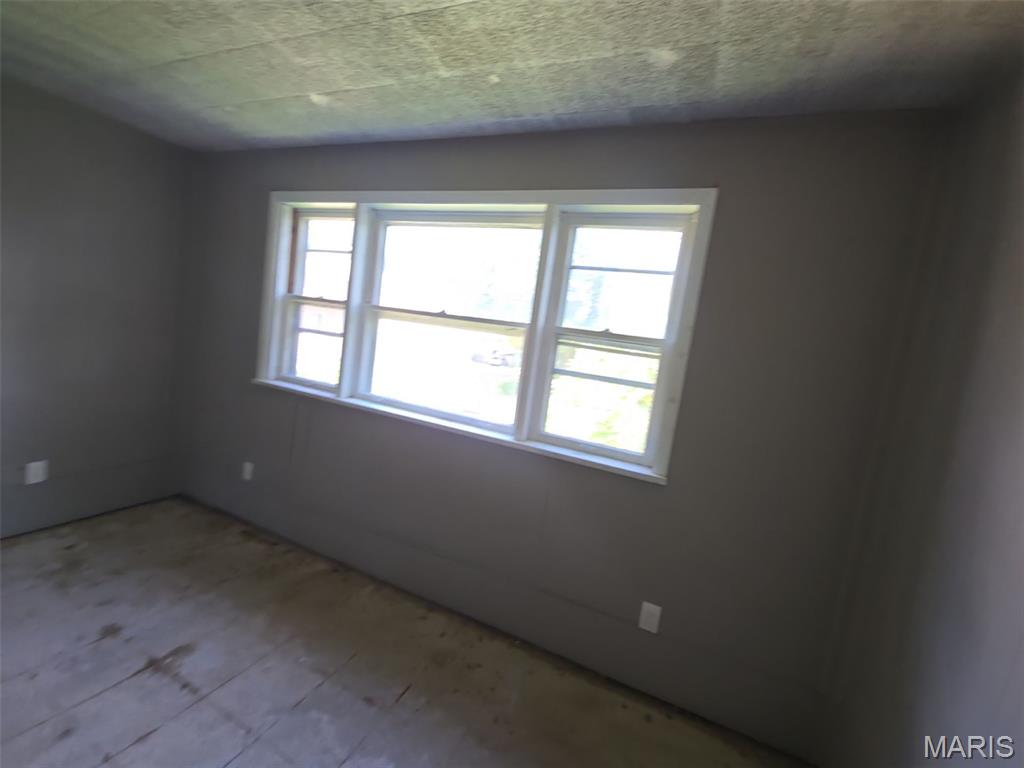 2721 Old Hanley Road Property Photo 5