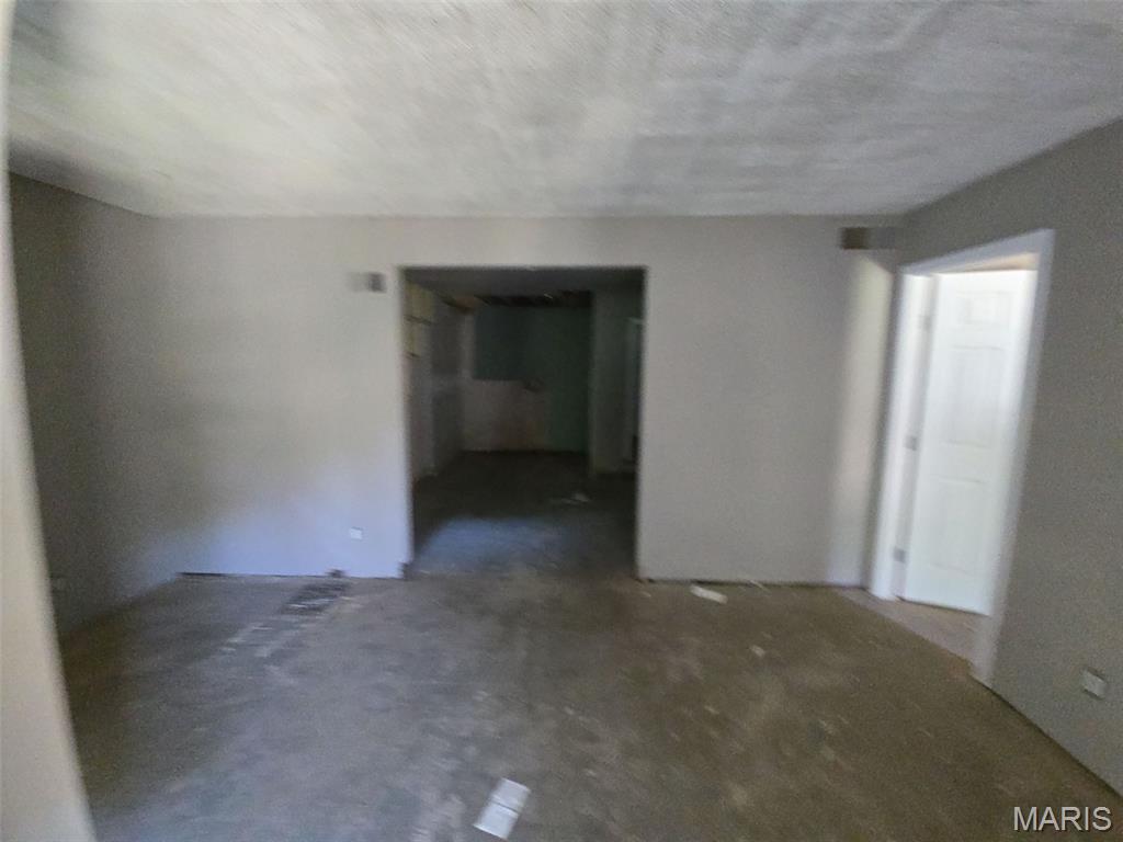 2721 Old Hanley Road Property Photo 7