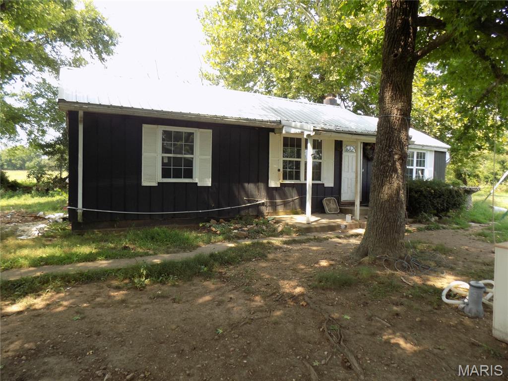 217 Circle Drive Property Photo 2