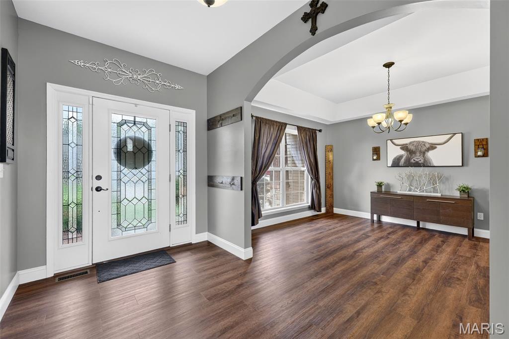 236 Victoria Park Avenue Property Photo 8