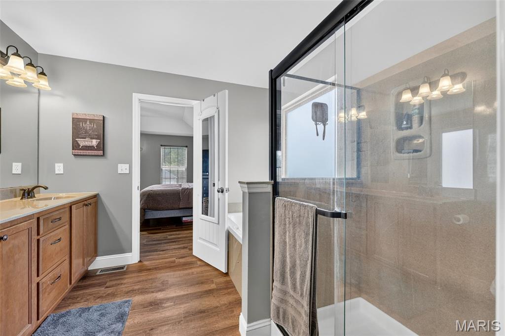 236 Victoria Park Avenue Property Photo 22