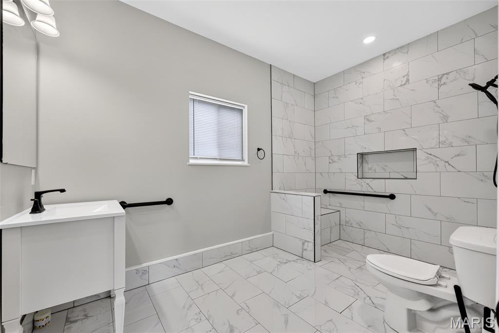 236 Victoria Park Avenue Property Photo 43