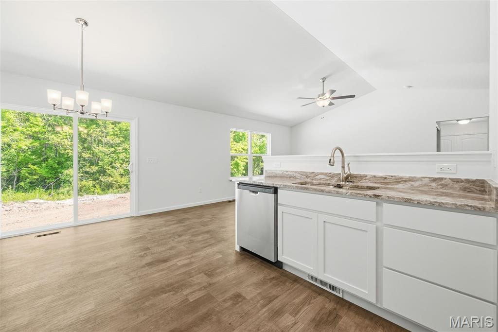 1021 Samwise Street Property Photo 26