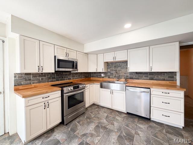 3660 W Lakeview Drive Property Photo 13