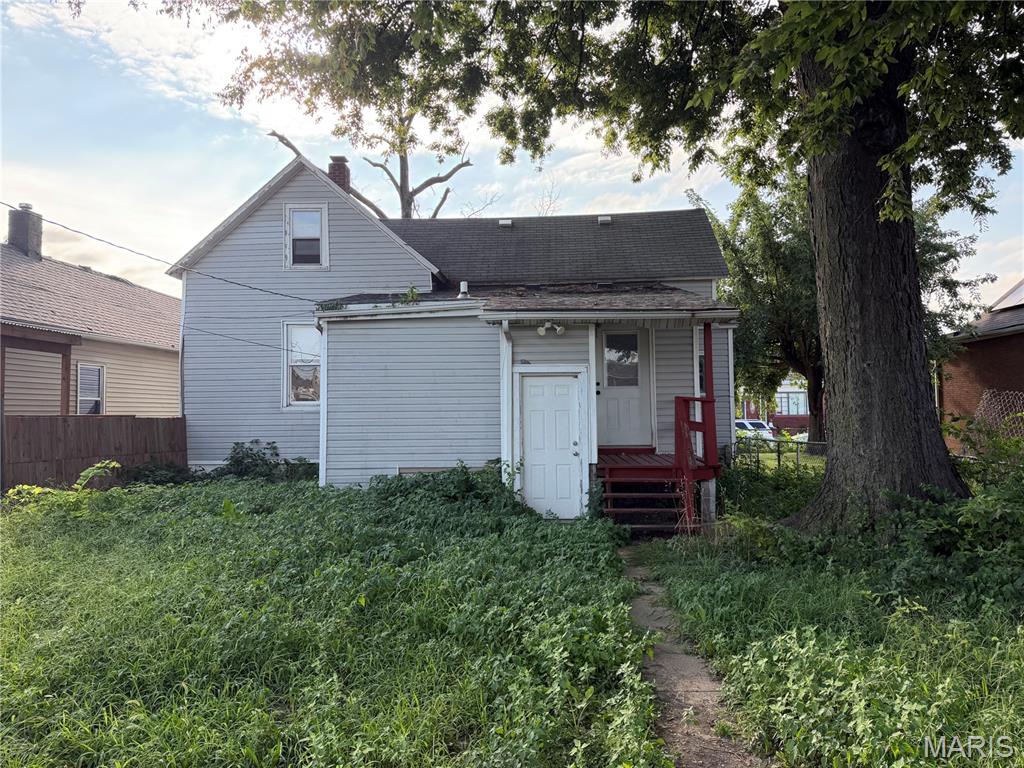 817 Iowa Street Property Photo 9