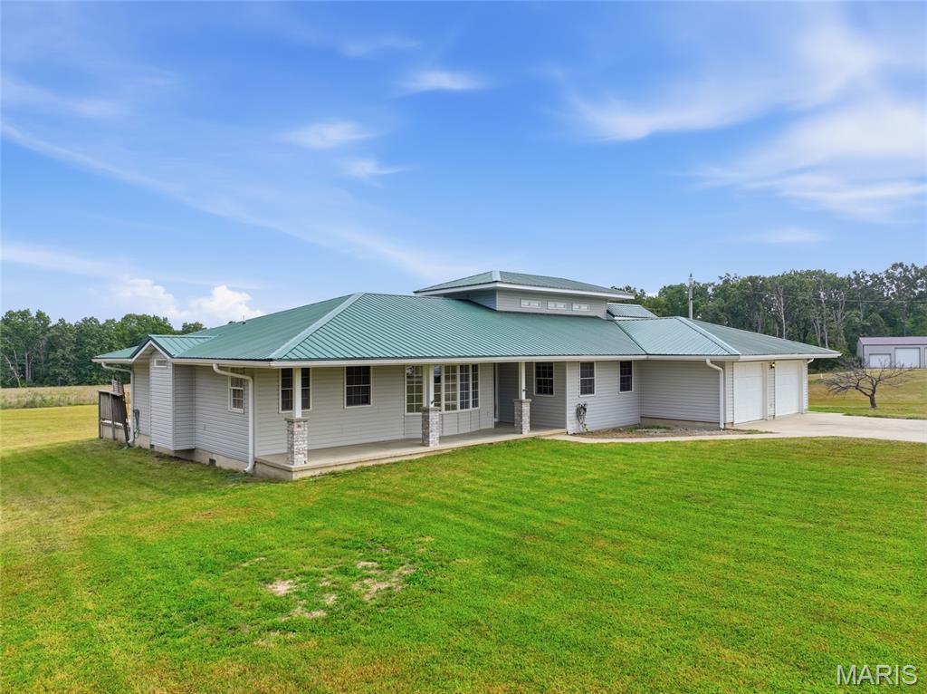 12598 Bell Road Property Photo 3