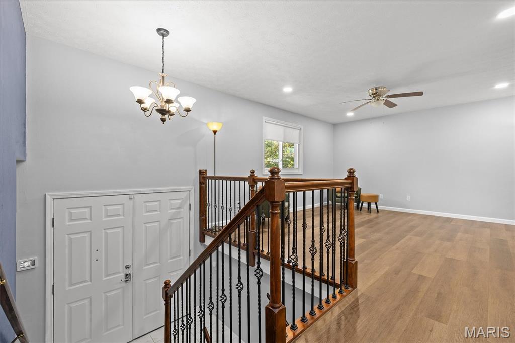 77 S Meadow Lane Property Photo 3