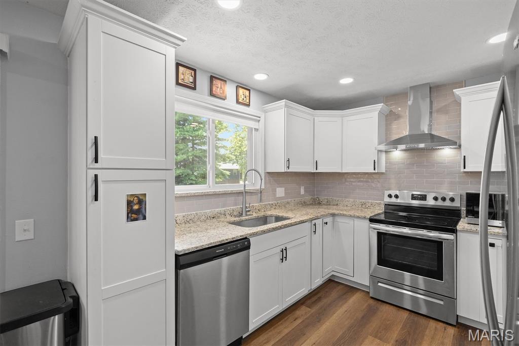 77 S Meadow Lane Property Photo 8