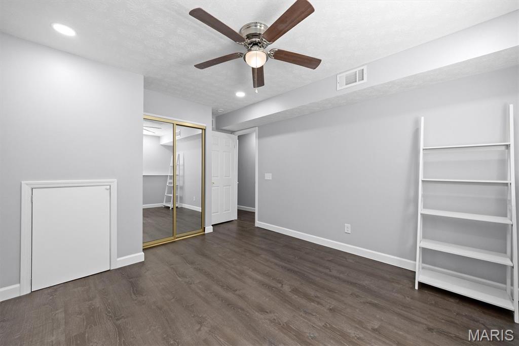 77 S Meadow Lane Property Photo 23