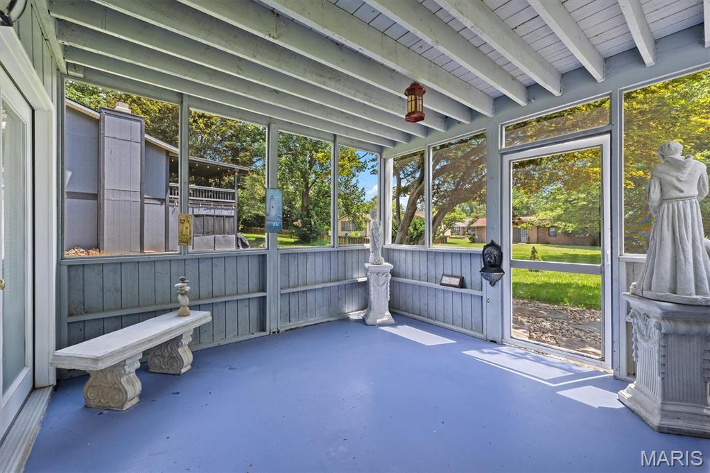 77 S Meadow Lane Property Photo 30