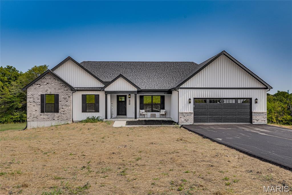 4313 Whispering Woods Road