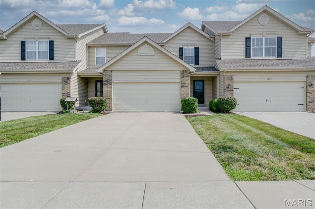 1844 Sterling Oaks Drive