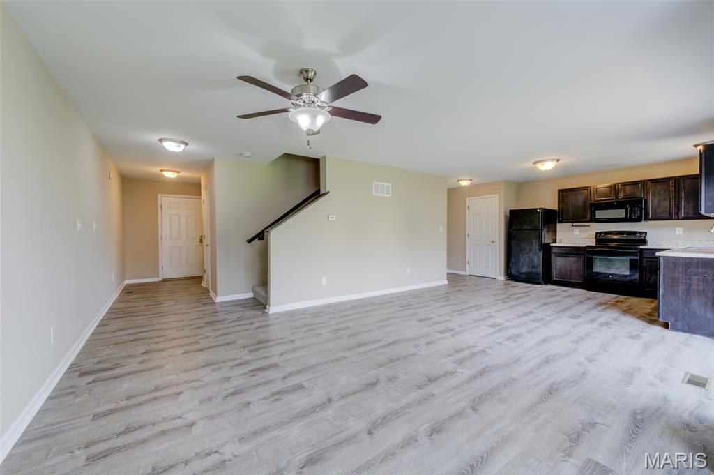 1844 Sterling Oaks Drive Property Photo 2