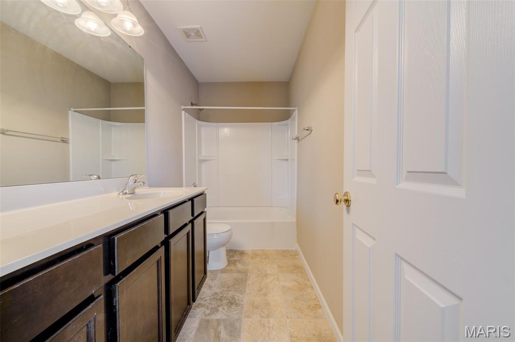 1844 Sterling Oaks Drive Property Photo 14