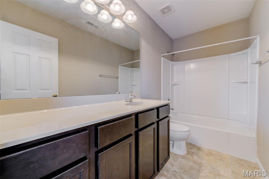 1844 Sterling Oaks Drive Property Photo 15