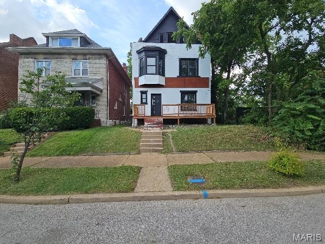 5161 Maple Avenue Property Photo 1