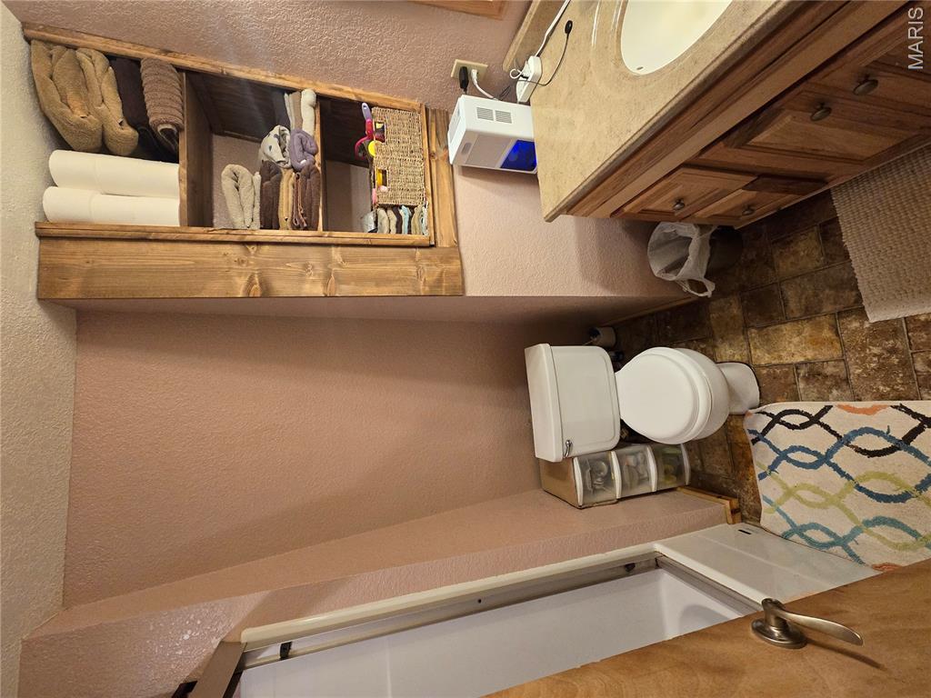 6405 State Route Mm Property Photo 32